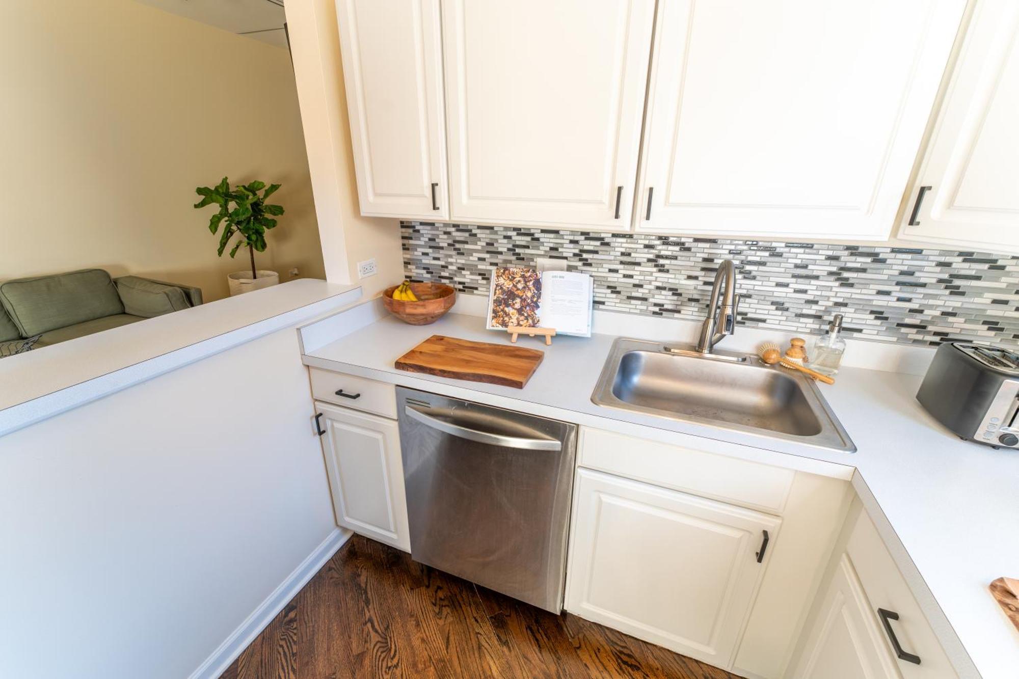 Bucktown Private Condo Чикаго Екстериор снимка